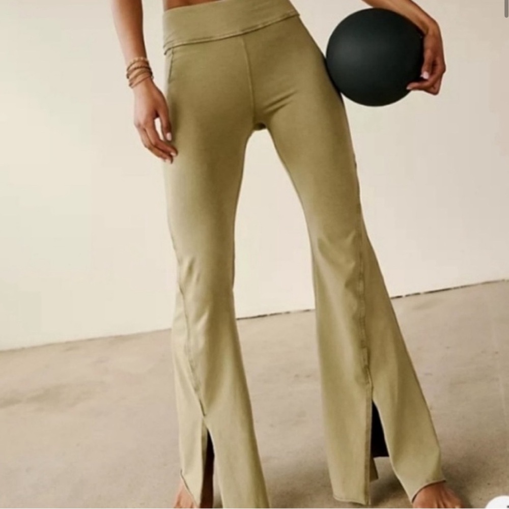Free people movement split leg yoga pants